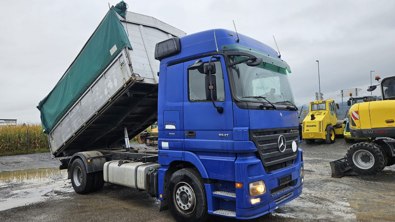 Mercedes-Benz Actros 1841 L 4x2 tipper - tarpaulin - euro 5 - Camión volquete: foto 2 Mercedes-Benz Actros 1841 L 4x2 tipper - tarpaulin - euro 5 - Camión volquete: foto 2