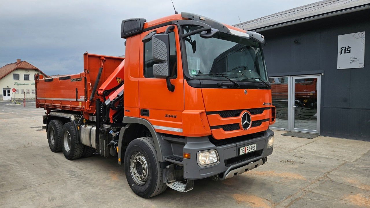 Mercedes-Benz Actros 3346 K palfinger PK 18002 - bordmatic - meiller tipper - EPS 3 pedals - Camión volquete: foto 2 Mercedes-Benz Actros 3346 K palfinger PK 18002 - bordmatic - meiller tipper - EPS 3 pedals - Camión volquete: foto 2