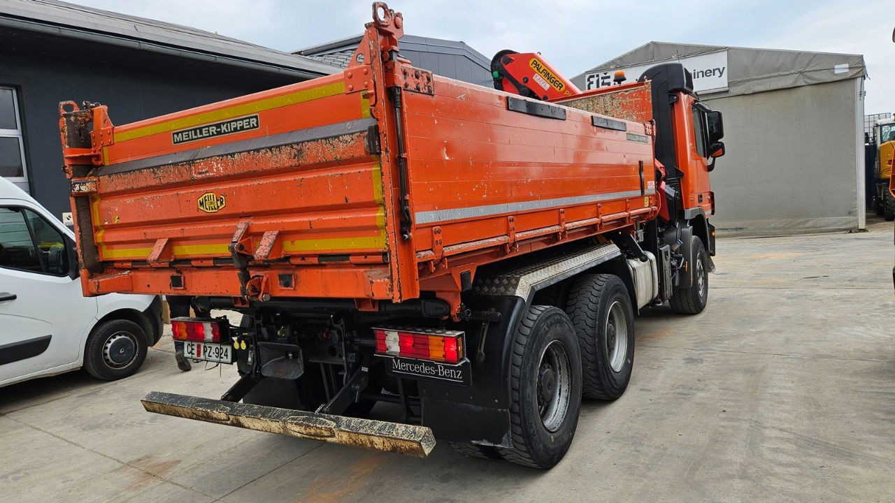 Mercedes-Benz Actros 3346 K palfinger PK 18002 - bordmatic - meiller tipper - EPS 3 pedals - Camión volquete: foto 5 Mercedes-Benz Actros 3346 K palfinger PK 18002 - bordmatic - meiller tipper - EPS 3 pedals - Camión volquete: foto 5