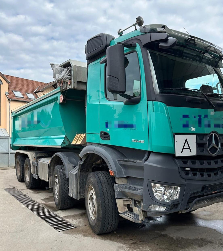 Mercedes-Benz Arocs 3248 8X4 mulda tipper - electric taurpaulin - Camión volquete: foto 2 Mercedes-Benz Arocs 3248 8X4 mulda tipper - electric taurpaulin - Camión volquete: foto 2