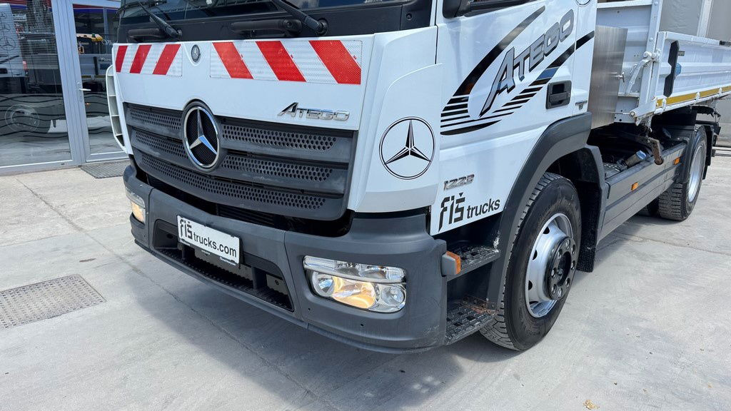 Mercedes-Benz Atego 1223 K 4X2 meiller tipper - motor brake - Camión volquete: foto 2 Mercedes-Benz Atego 1223 K 4X2 meiller tipper - motor brake - Camión volquete: foto 2