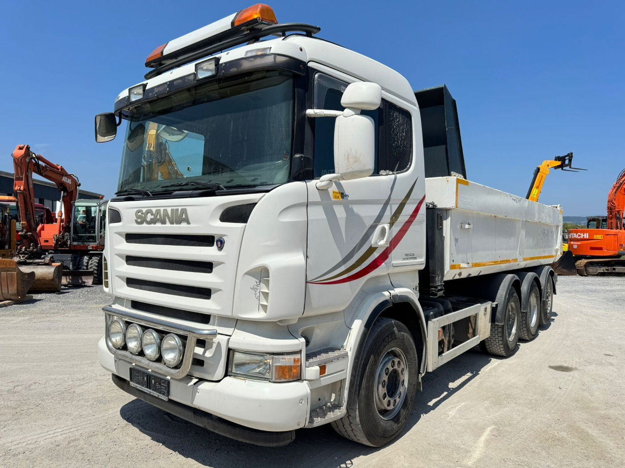 Scania R480 8x4 tipper - lifitng axle - Camión volquete: foto 1 Scania R480 8x4 tipper - lifitng axle - Camión volquete: foto 1