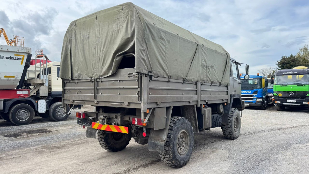 Steyr 12M18 4X4 stake body - truck - Camión lona: foto 5 Steyr 12M18 4X4 stake body - truck - Camión lona: foto 5