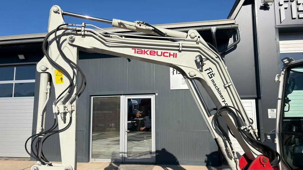 Takeuchi TB250-2 - 2021 Year - 1825 Hours - Powertilt -3X Buckets - Miniexcavadora: foto 4 Takeuchi TB250-2 - 2021 Year - 1825 Hours - Powertilt -3X Buckets - Miniexcavadora: foto 4