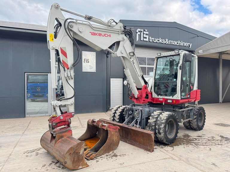 Takeuchi TB295W - 2014 Year - Powertilt - 3X Buckets - Excavadora de ruedas: foto 1 Takeuchi TB295W - 2014 Year - Powertilt - 3X Buckets - Excavadora de ruedas: foto 1