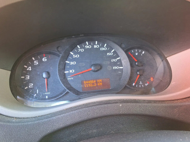 Camión caja cerrada Renault Master dci165 revisie motor: foto 14