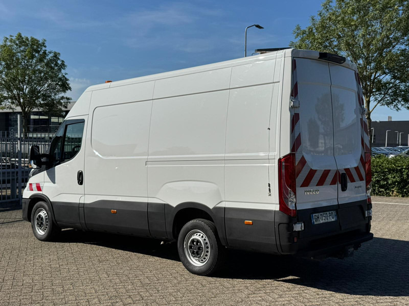 Iveco Daily 35S14 Voice Alexa Spraakassistent Voice assistent - Furgón: foto 5 Iveco Daily 35S14 Voice Alexa Spraakassistent Voice assistent - Furgón: foto 5