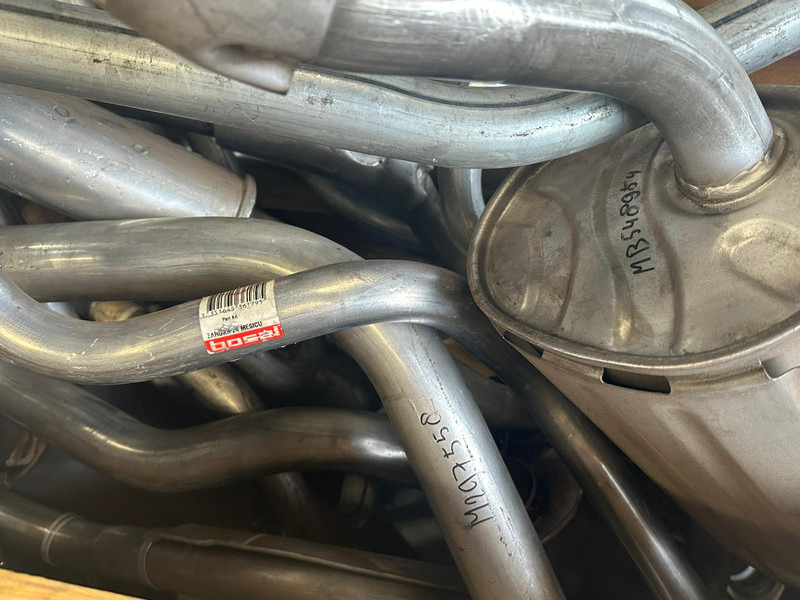 Mitsubishi Canter Fuso, Pajero, L200, L300, L400 8000 pcs. NEW !!! - Piezas de recambio: foto 5 Mitsubishi Canter Fuso, Pajero, L200, L300, L400 8000 pcs. NEW !!! - Piezas de recambio: foto 5