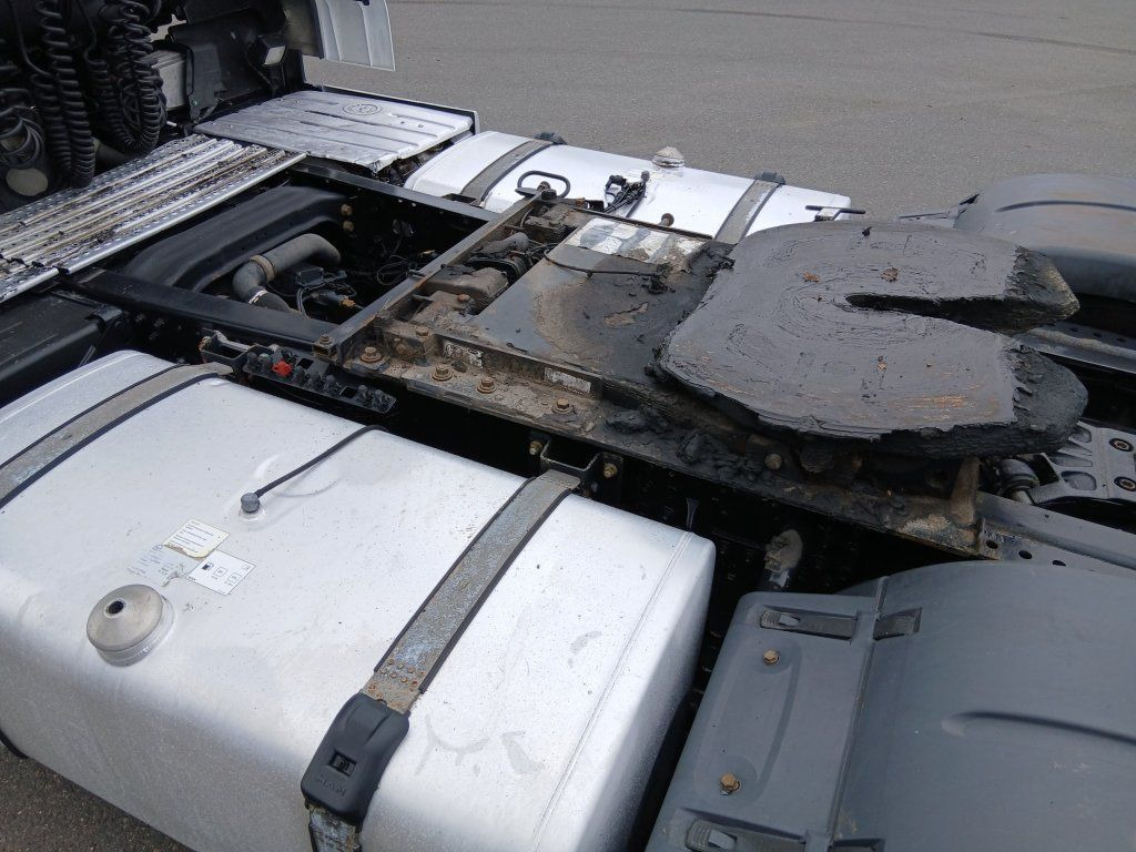 Cabeza tractora MAN TGX18.500 XXL EURO 6 MEGA/lowdeck: foto 6 Cabeza tractora MAN TGX18.500 XXL EURO 6 MEGA/lowdeck: foto 6
