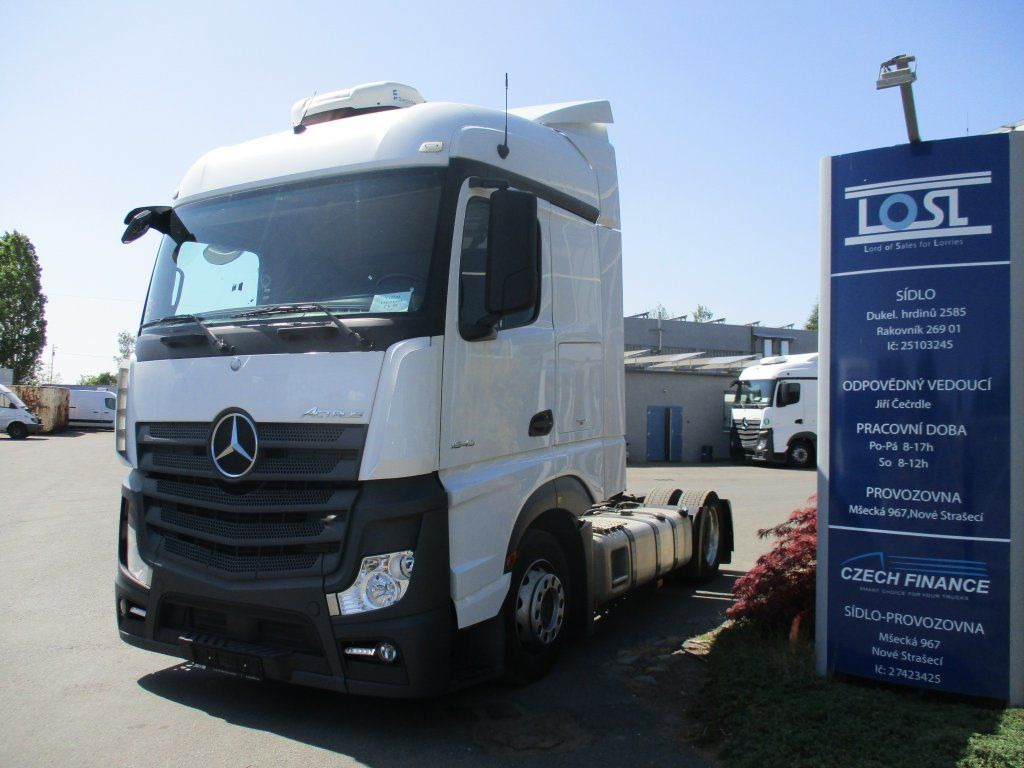 Mercedes-Benz 1845 Actros EURO 6 MEGA/lowdeck - Cabeza tractora: foto 1 Mercedes-Benz 1845 Actros EURO 6 MEGA/lowdeck - Cabeza tractora: foto 1