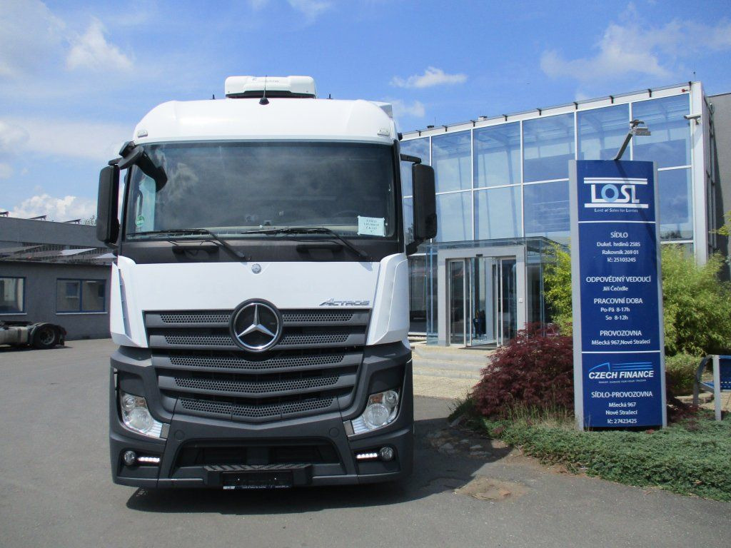 Mercedes-Benz 1845 Actros EURO 6 MEGA/lowdeck - Cabeza tractora: foto 2 Mercedes-Benz 1845 Actros EURO 6 MEGA/lowdeck - Cabeza tractora: foto 2
