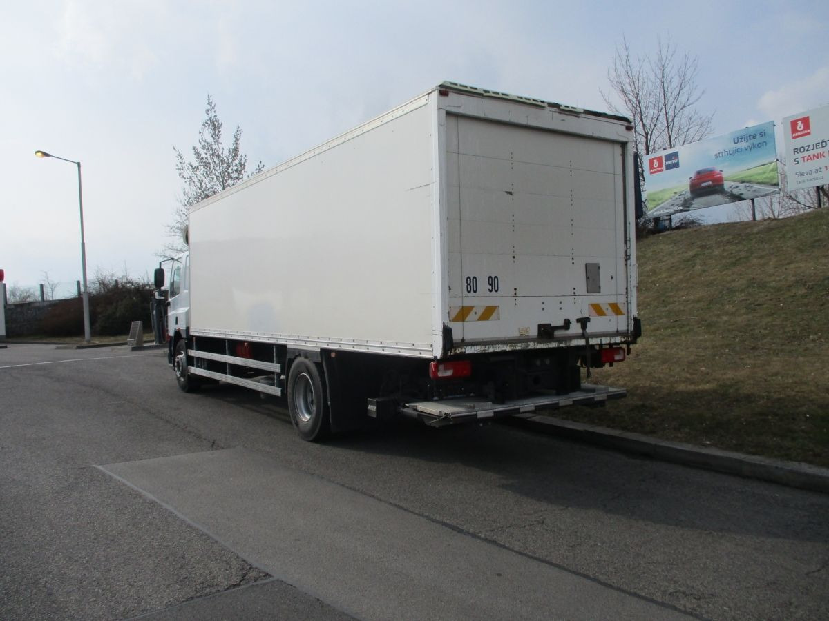 DAF CF 75.310 - Camión caja cerrada: foto 3 DAF CF 75.310 - Camión caja cerrada: foto 3