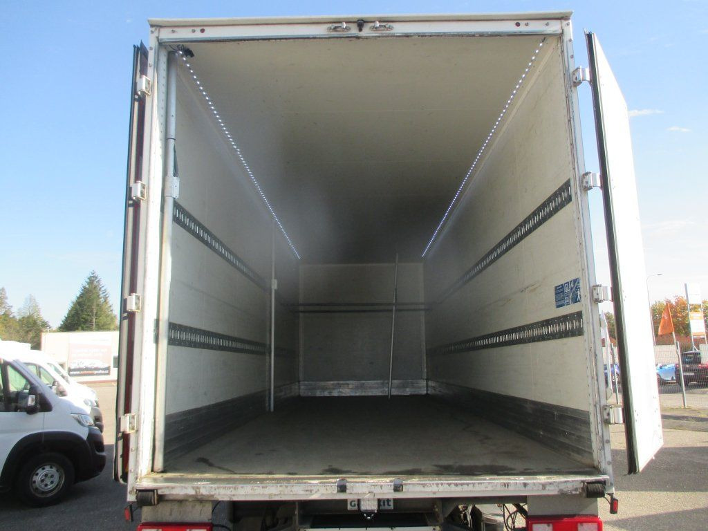 DAF XF 480, 6x2, - Camión caja cerrada: foto 3 DAF XF 480, 6x2, - Camión caja cerrada: foto 3
