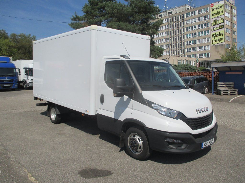 Iveco 35S16 Daily EURO 6 - Furgón: foto 3 Iveco 35S16 Daily EURO 6 - Furgón: foto 3