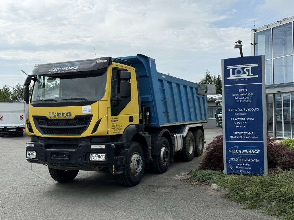 Iveco 410T50 8x4 S1 EURO 6 - Camión volquete: foto 3 Iveco 410T50 8x4 S1 EURO 6 - Camión volquete: foto 3
