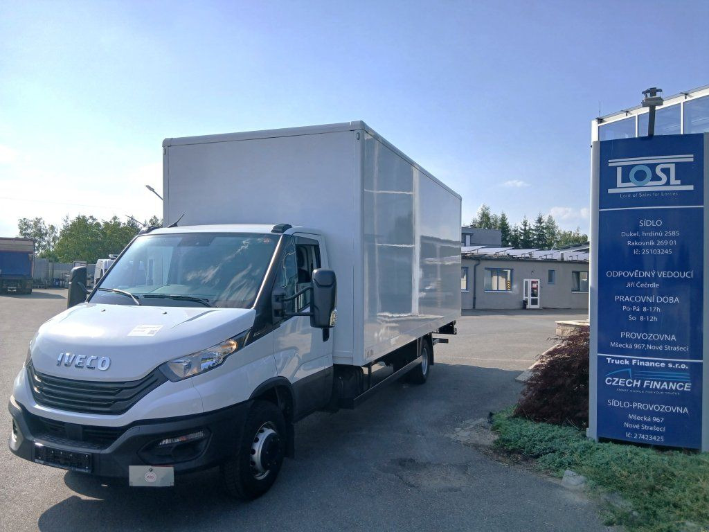 Iveco 72-210 (70C210) - Furgoneta caja cerrada: foto 1 Iveco 72-210 (70C210) - Furgoneta caja cerrada: foto 1