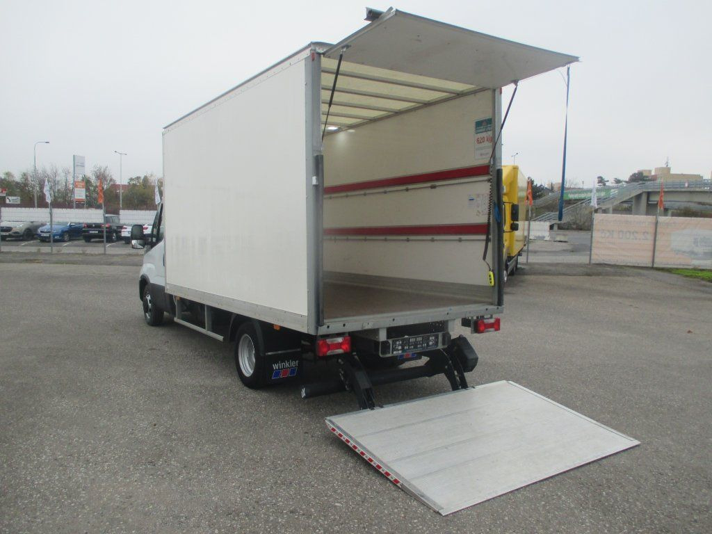 Furgoneta caja cerrada Iveco Daily 35C16: foto 11 Furgoneta caja cerrada Iveco Daily 35C16: foto 11