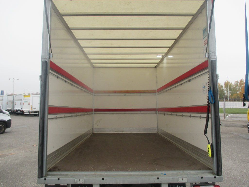 Furgoneta caja cerrada Iveco Daily 35C16: foto 9 Furgoneta caja cerrada Iveco Daily 35C16: foto 9