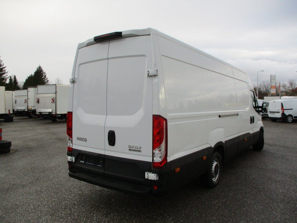 Iveco Daily 35S16 Hi Matic - Furgón: foto 3 Iveco Daily 35S16 Hi Matic - Furgón: foto 3
