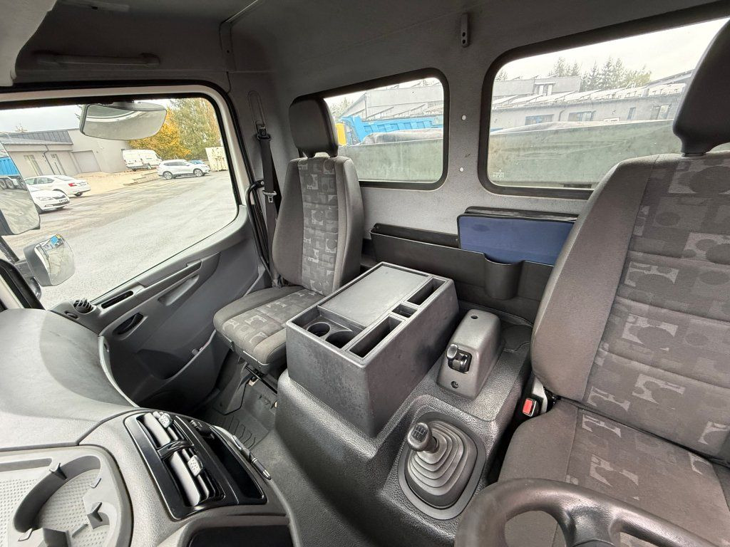 Leasing de  Mercedes-Benz 1018 Atego EURO 3 Mercedes-Benz 1018 Atego EURO 3: foto 12 Leasing de  Mercedes-Benz 1018 Atego EURO 3 Mercedes-Benz 1018 Atego EURO 3: foto 12