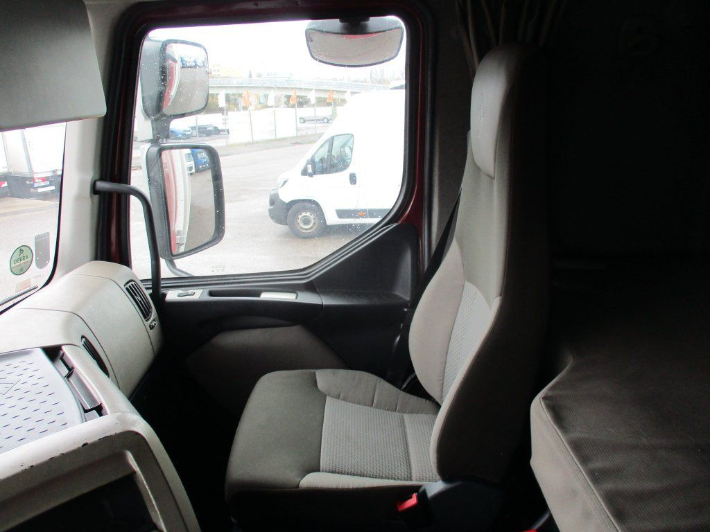 Camión caja cerrada Renault Premium 460: foto 16
