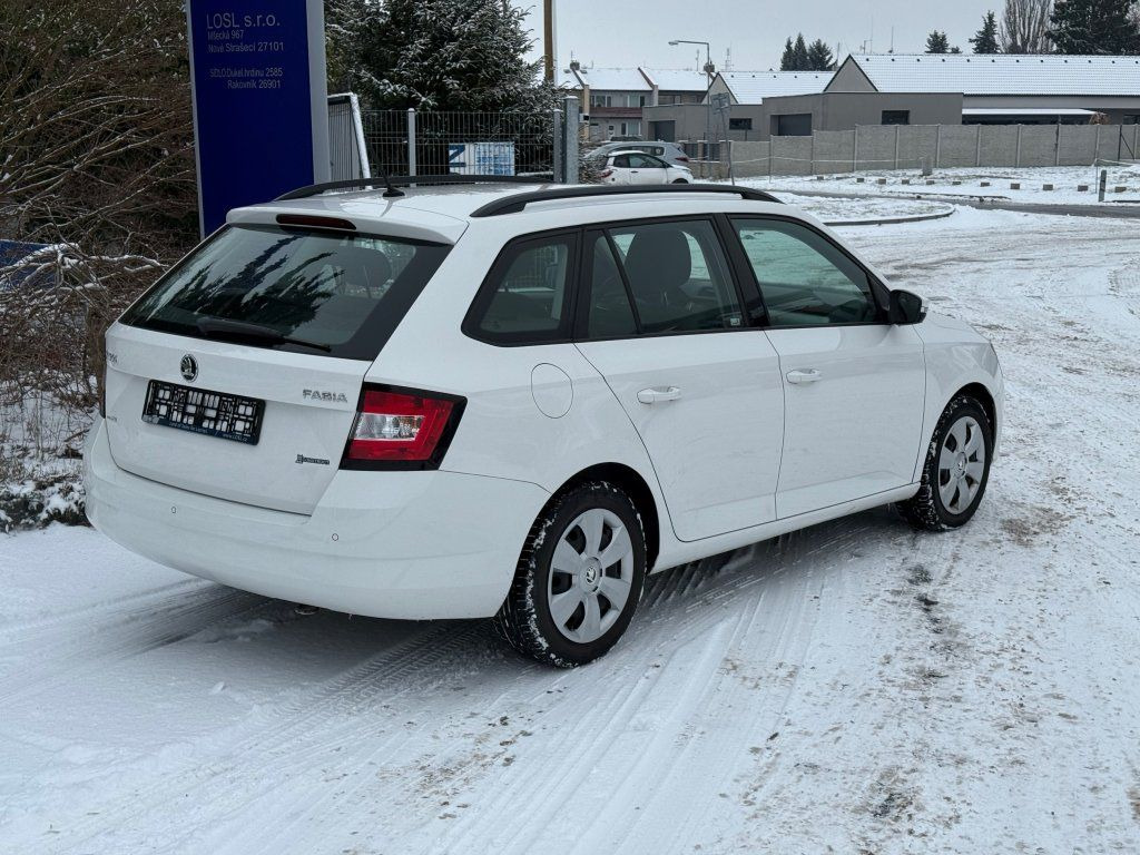 Skoda 1,4TDi kombi - Coche familiar: foto 4 Skoda 1,4TDi kombi - Coche familiar: foto 4