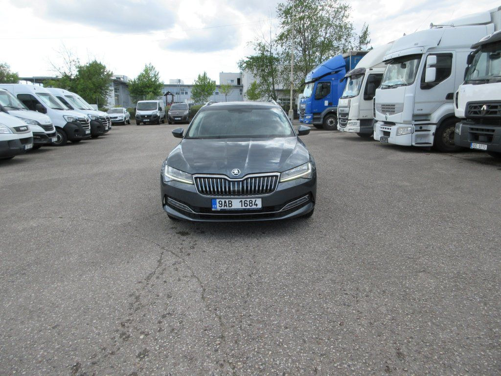 Skoda 2.0 Tdi Style - Coche familiar: foto 2 Skoda 2.0 Tdi Style - Coche familiar: foto 2