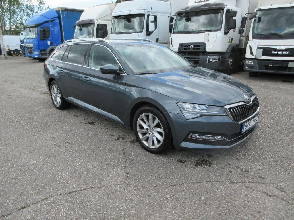 Skoda 2.0 Tdi  Style - Coche familiar: foto 3 Skoda 2.0 Tdi  Style - Coche familiar: foto 3
