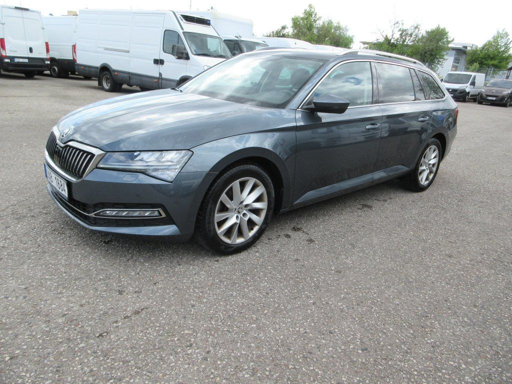 Skoda 2.0 Tdi Style - Coche familiar: foto 1 Skoda 2.0 Tdi Style - Coche familiar: foto 1