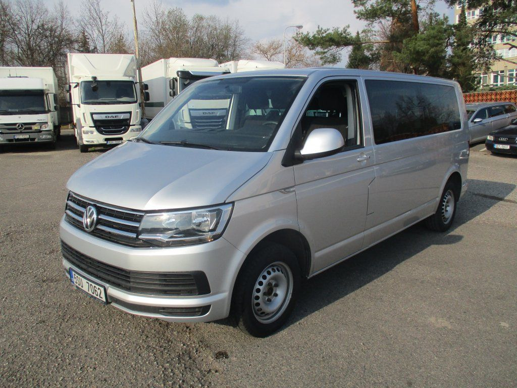 Volkswagen 2.0 TDI,Navi,DSG - Furgoneta de pasajeros: foto 1 Volkswagen 2.0 TDI,Navi,DSG - Furgoneta de pasajeros: foto 1