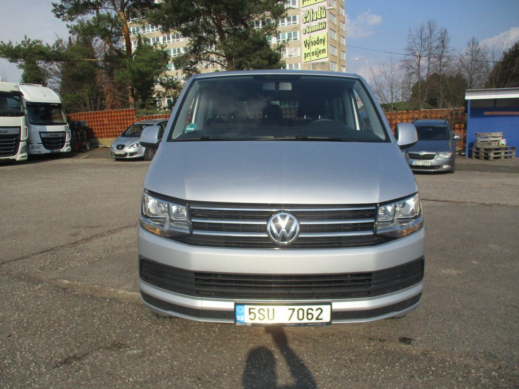 Volkswagen T6 2.0 TDI,Navi,DSG - Furgoneta de pasajeros: foto 2 Volkswagen T6 2.0 TDI,Navi,DSG - Furgoneta de pasajeros: foto 2