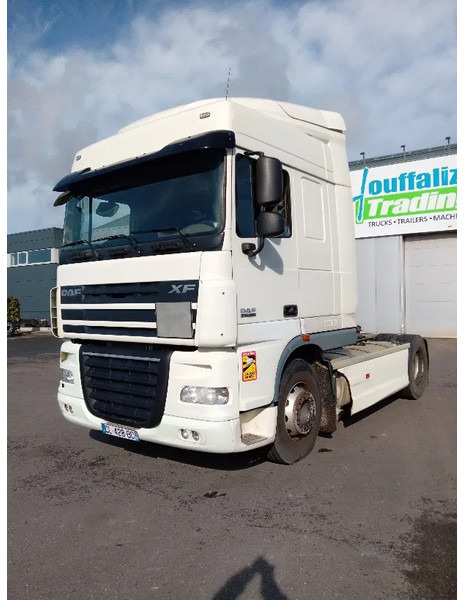 DAF XF 105.460 - Cabeza tractora: foto 1 DAF XF 105.460 - Cabeza tractora: foto 1