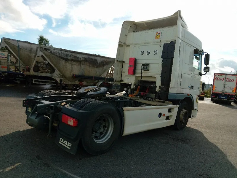 DAF XF 105.460 - Cabeza tractora: foto 4 DAF XF 105.460 - Cabeza tractora: foto 4