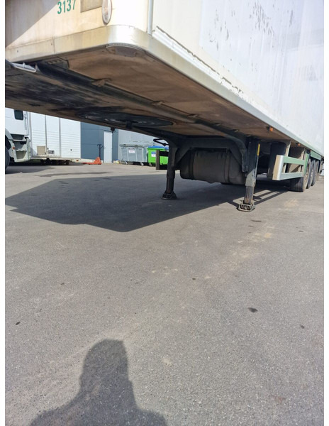 Chereau Thermo King SLX 200 - 2m50 high - Semirremolque frigorífico: foto 4 Chereau Thermo King SLX 200 - 2m50 high - Semirremolque frigorífico: foto 4