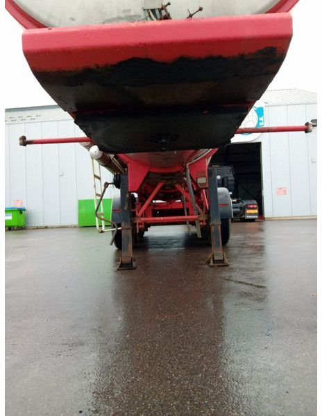 Leasing de Magyar Food Tank 23000L Magyar Food Tank 23000L: foto 9 Leasing de Magyar Food Tank 23000L Magyar Food Tank 23000L: foto 9