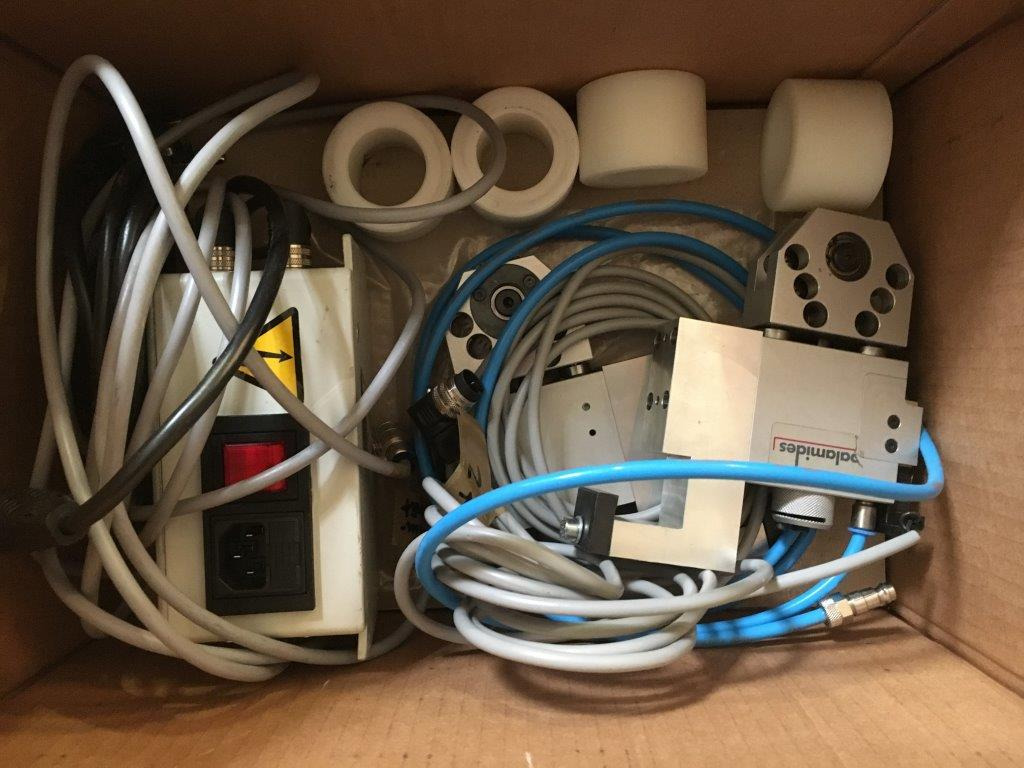 Palamides TK-30 clock perforating head - Plegadora de papel: foto 1 Palamides TK-30 clock perforating head - Plegadora de papel: foto 1