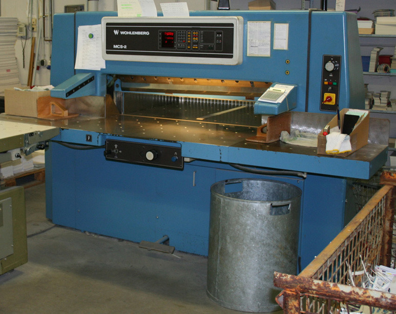 Wohlenberg 115 MCS-2 cutting machine - Máquina de corte de papel: foto 1 Wohlenberg 115 MCS-2 cutting machine - Máquina de corte de papel: foto 1
