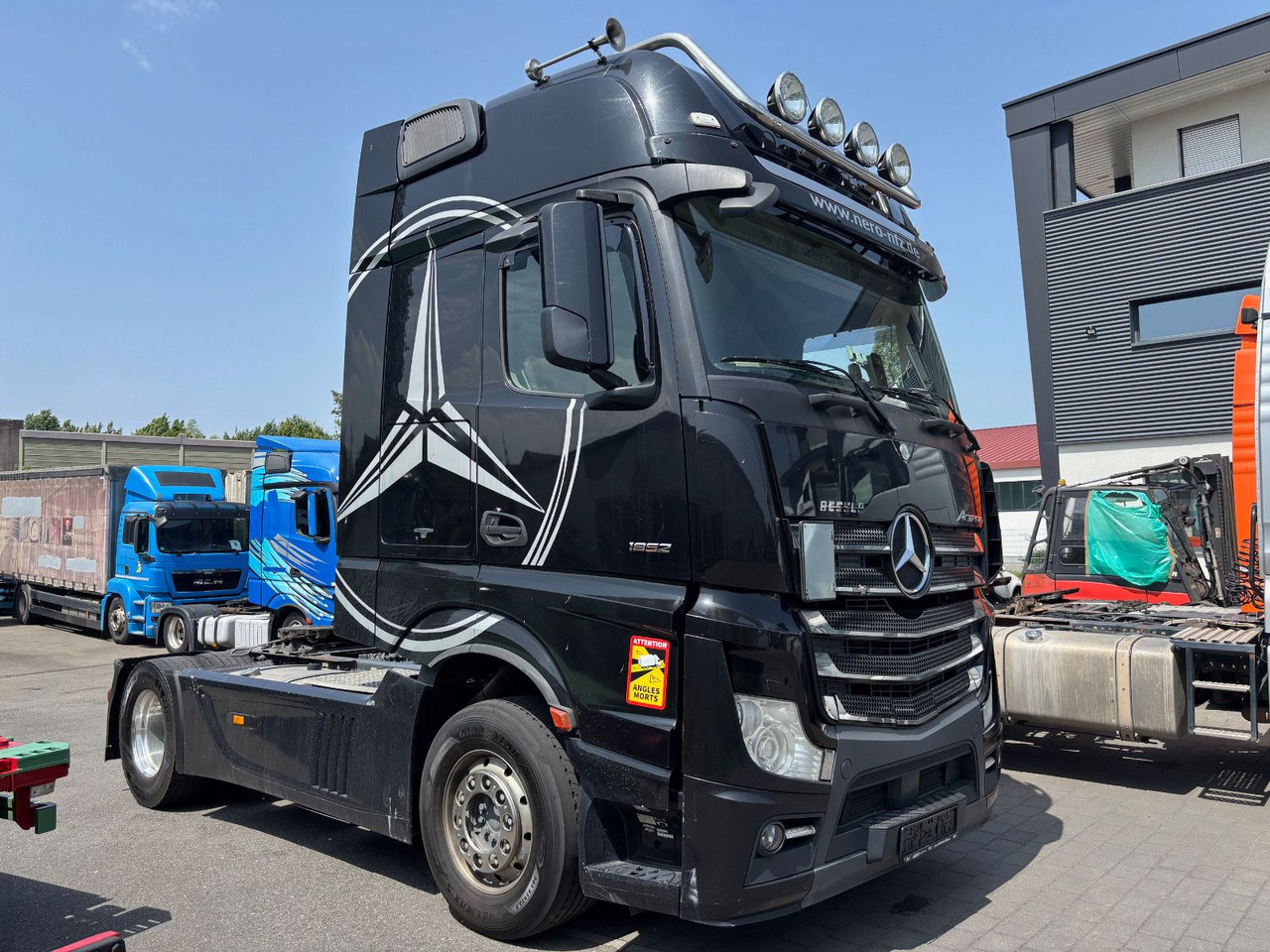 Mercedes-Benz Actros 1852 Giga Space/Alu Felgen/Retarder - Cabeza tractora: foto 1 Mercedes-Benz Actros 1852 Giga Space/Alu Felgen/Retarder - Cabeza tractora: foto 1