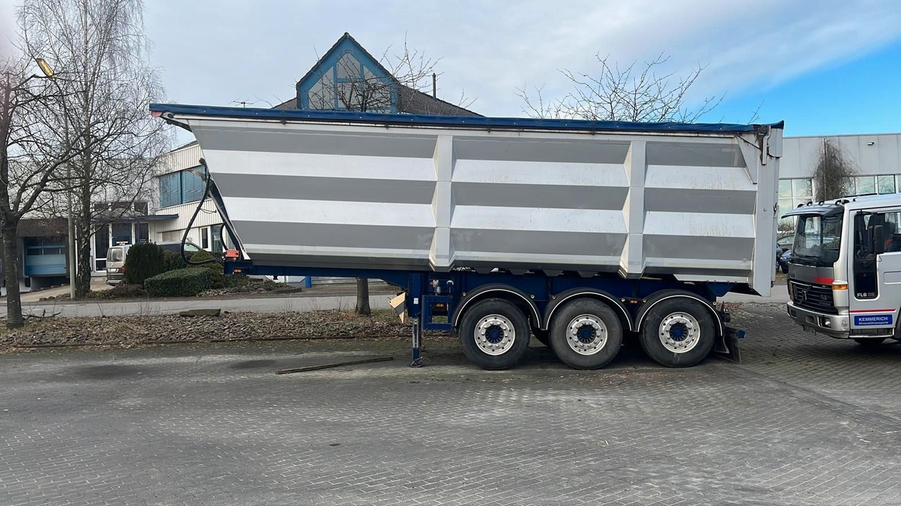 Lück SKF35 45m³ Alufelgen/Liftachse/Scheibenbremse Lück SKF35 45m³ Alufelgen/Liftachse/Scheibenbremse - Semirremolque volquete: foto 5 Lück SKF35 45m³ Alufelgen/Liftachse/Scheibenbremse Lück SKF35 45m³ Alufelgen/Liftachse/Scheibenbremse - Semirremolque volquete: foto 5