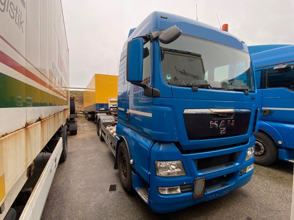 MAN TGX 26.440 EEV /Retarder/Lift/StandHei/2 Stück - Camión portacontenedore/ Intercambiable: foto 3 MAN TGX 26.440 EEV /Retarder/Lift/StandHei/2 Stück - Camión portacontenedore/ Intercambiable: foto 3