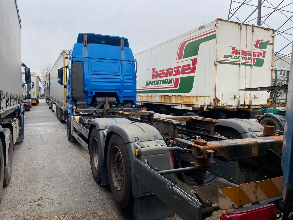 MAN TGX 26.440 EEV /Retarder/Lift/StandHei/2 Stück - Camión portacontenedore/ Intercambiable: foto 5 MAN TGX 26.440 EEV /Retarder/Lift/StandHei/2 Stück - Camión portacontenedore/ Intercambiable: foto 5