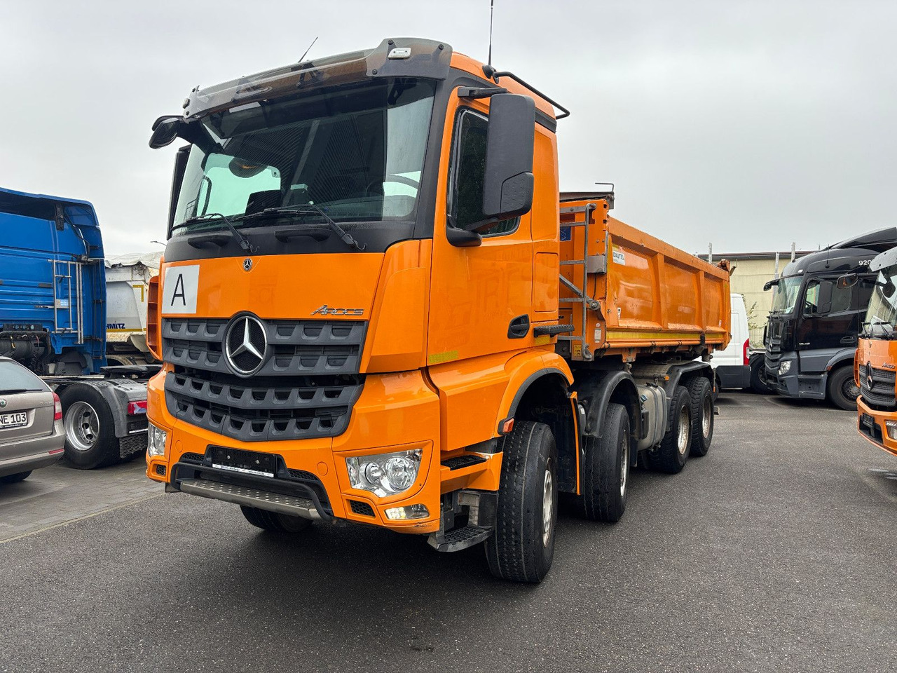 Mercedes-Benz Arocs 3248 8x4 MP5 Bordmatik/Klima/Plane - Camión volquete: foto 2 Mercedes-Benz Arocs 3248 8x4 MP5 Bordmatik/Klima/Plane - Camión volquete: foto 2