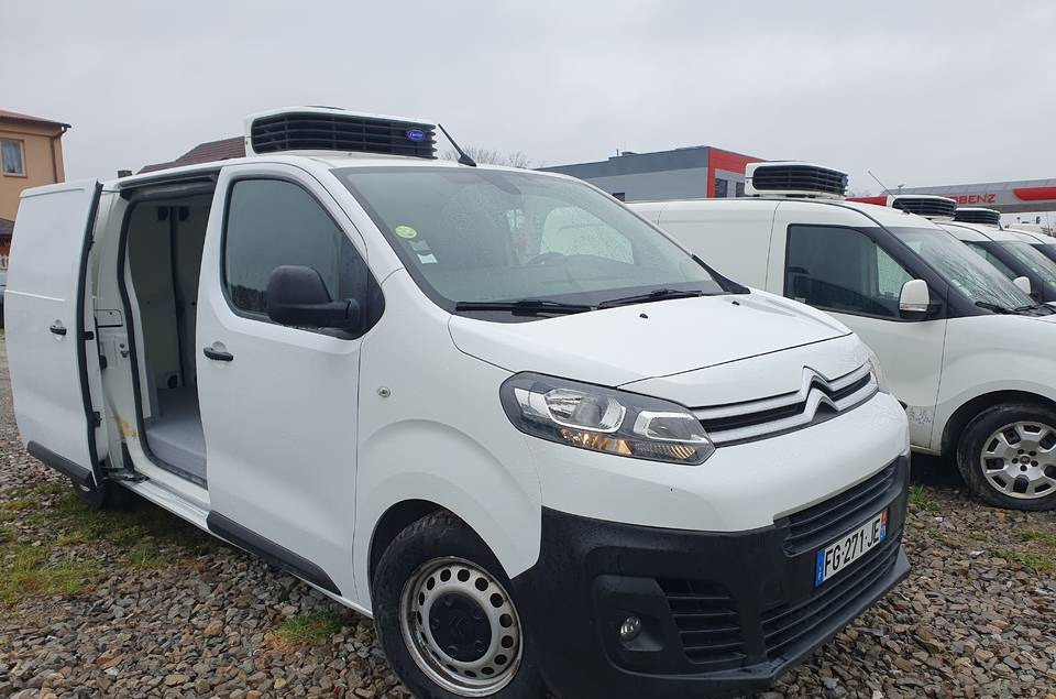 Furgoneta frigorifica Citroen JUMPY CHLODNIA MROZNIA CARRIER+230V KLIMA EURO6 [ Copy ]: foto 8