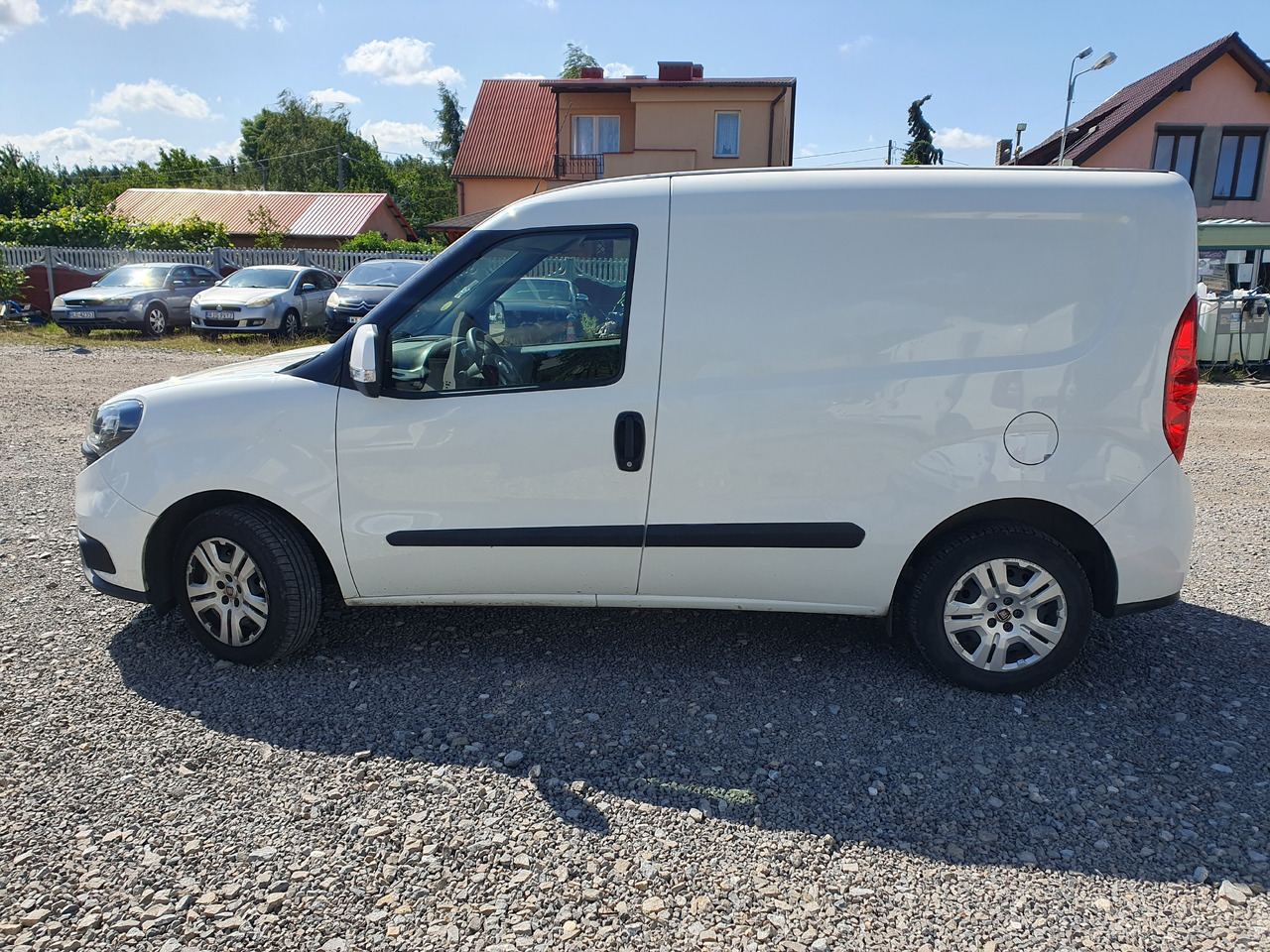 FIAT DOBLO CHLODNIA THERMOKING KLIMA EURO6 - Furgoneta frigorifica: foto 3 FIAT DOBLO CHLODNIA THERMOKING KLIMA EURO6 - Furgoneta frigorifica: foto 3
