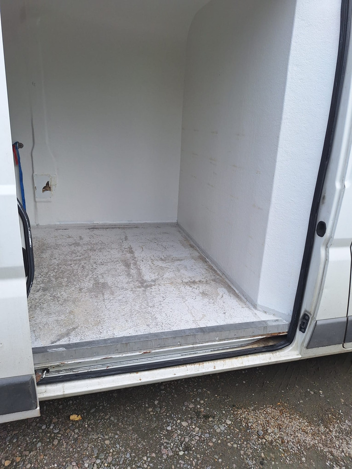 FIAT DUCATO L2H2 CHLODNIA CARRIER KLIMA EURO5 - Furgoneta frigorifica: foto 2 FIAT DUCATO L2H2 CHLODNIA CARRIER KLIMA EURO5 - Furgoneta frigorifica: foto 2