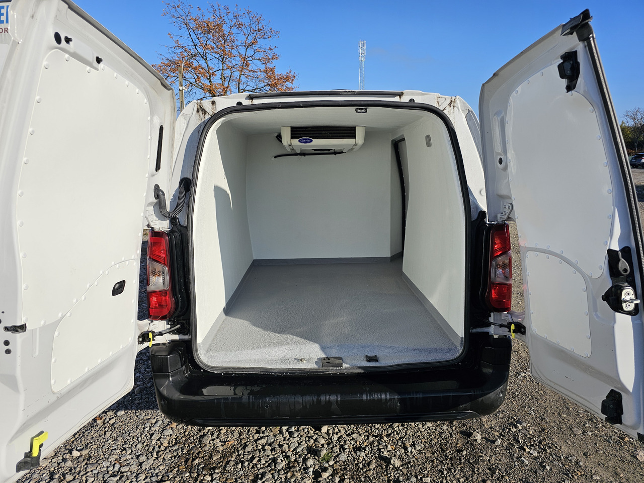 Furgoneta frigorifica OPEL COMBO MAXI LONG CHLODNIA MROZNIA CARRIER KLIMA EURO6: foto 1