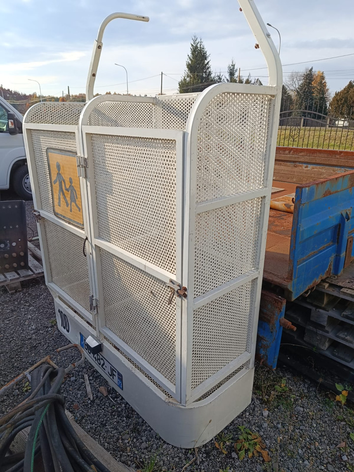 Leasing de VOLKSWAGEN CRAFTER 23 OSOBY KLIMA WEBASTO KAMERA RETARDER HAK EURO5 VOLKSWAGEN CRAFTER 23 OSOBY KLIMA WEBASTO KAMERA RETARDER HAK EURO5: foto 26 Leasing de VOLKSWAGEN CRAFTER 23 OSOBY KLIMA WEBASTO KAMERA RETARDER HAK EURO5 VOLKSWAGEN CRAFTER 23 OSOBY KLIMA WEBASTO KAMERA RETARDER HAK EURO5: foto 26