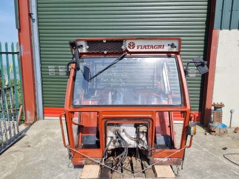 Fiat 80-90, 90-90, 100-90, 110-90 Wide Comfort Cab Cs19, No48 - Cabina: foto 3 Fiat 80-90, 90-90, 100-90, 110-90 Wide Comfort Cab Cs19, No48 - Cabina: foto 3