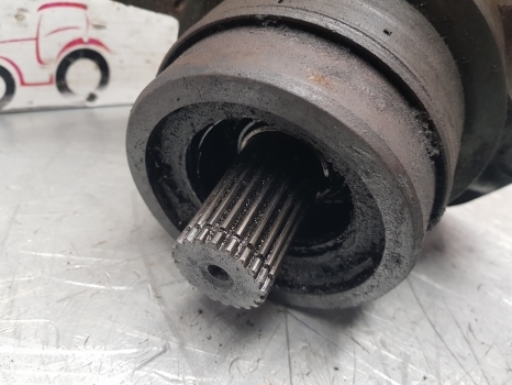 Ford 10 Carraro 709/19s2 Front Axle Differential Housing 18760 Car65598 9968055 - Diferencial para Tractor: foto 3 Ford 10 Carraro 709/19s2 Front Axle Differential Housing 18760 Car65598 9968055 - Diferencial para Tractor: foto 3