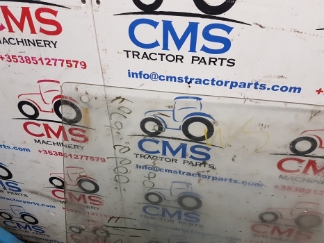 Ford 4600, 5600, 6600, 7600, Fritzmeier Windscreen 3286 - Parabrisas para Maquinaria agrícola: foto 4 Ford 4600, 5600, 6600, 7600, Fritzmeier Windscreen 3286 - Parabrisas para Maquinaria agrícola: foto 4